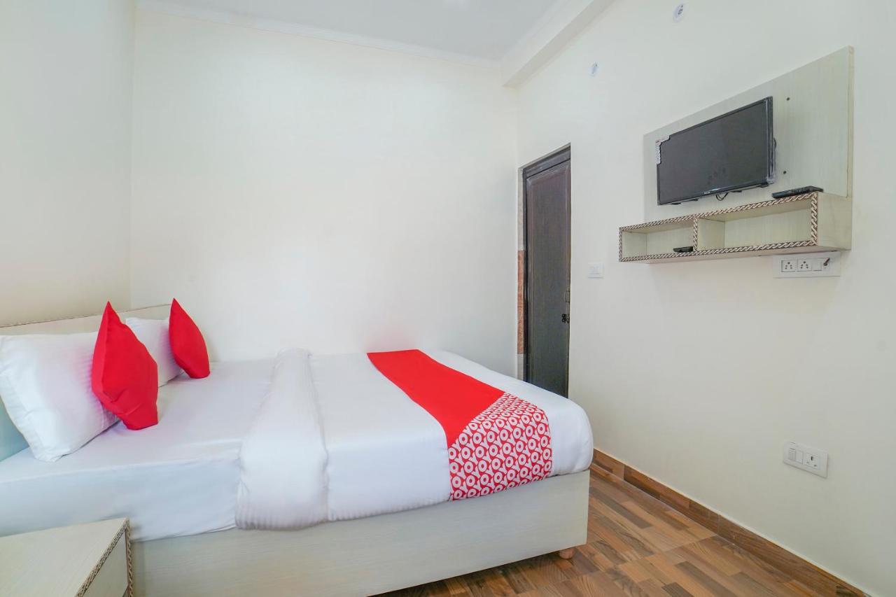 Oyo 67163 Anantham Residency Hotel Narendra Nagar Exterior foto